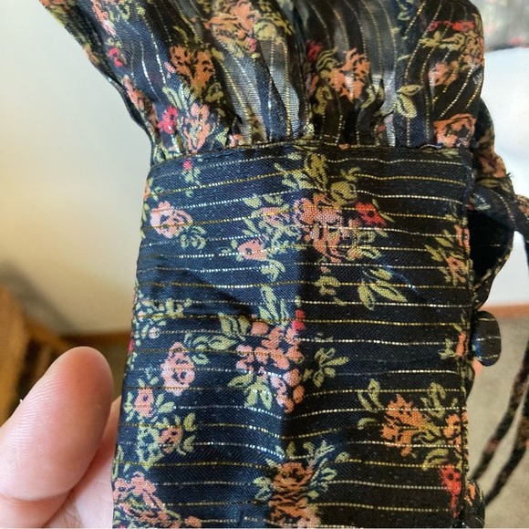 Topshop Tiered Ruffle Floral Button Front Blouse Size 2 - Picture 7 of 9